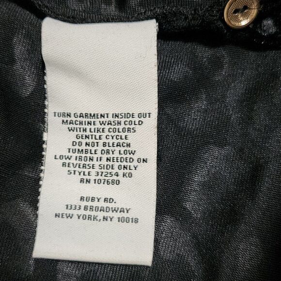 NWT Ruby Rd Womens Burnout Velvet Cheetah Blouse Black Velour 3/4 Sleeve Size 1X - Picture 9 of 10